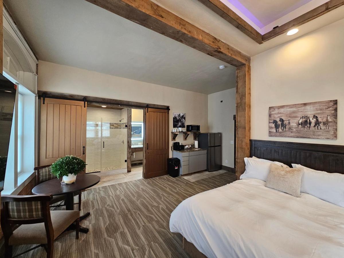 Eaglescape Suites And Event Center Miles City Kültér fotó