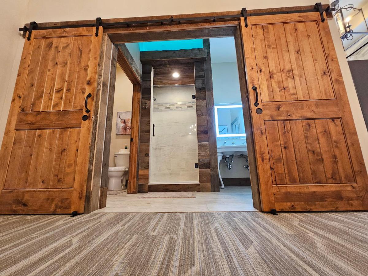 Eaglescape Suites And Event Center Miles City Kültér fotó