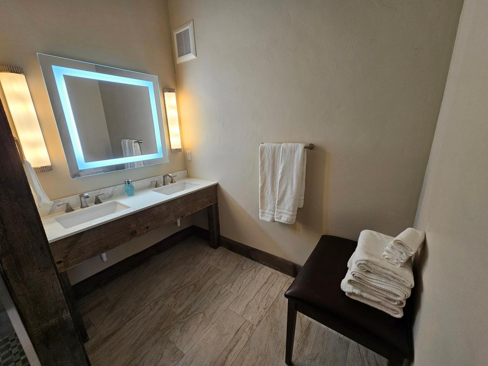 Eaglescape Suites And Event Center Miles City Kültér fotó